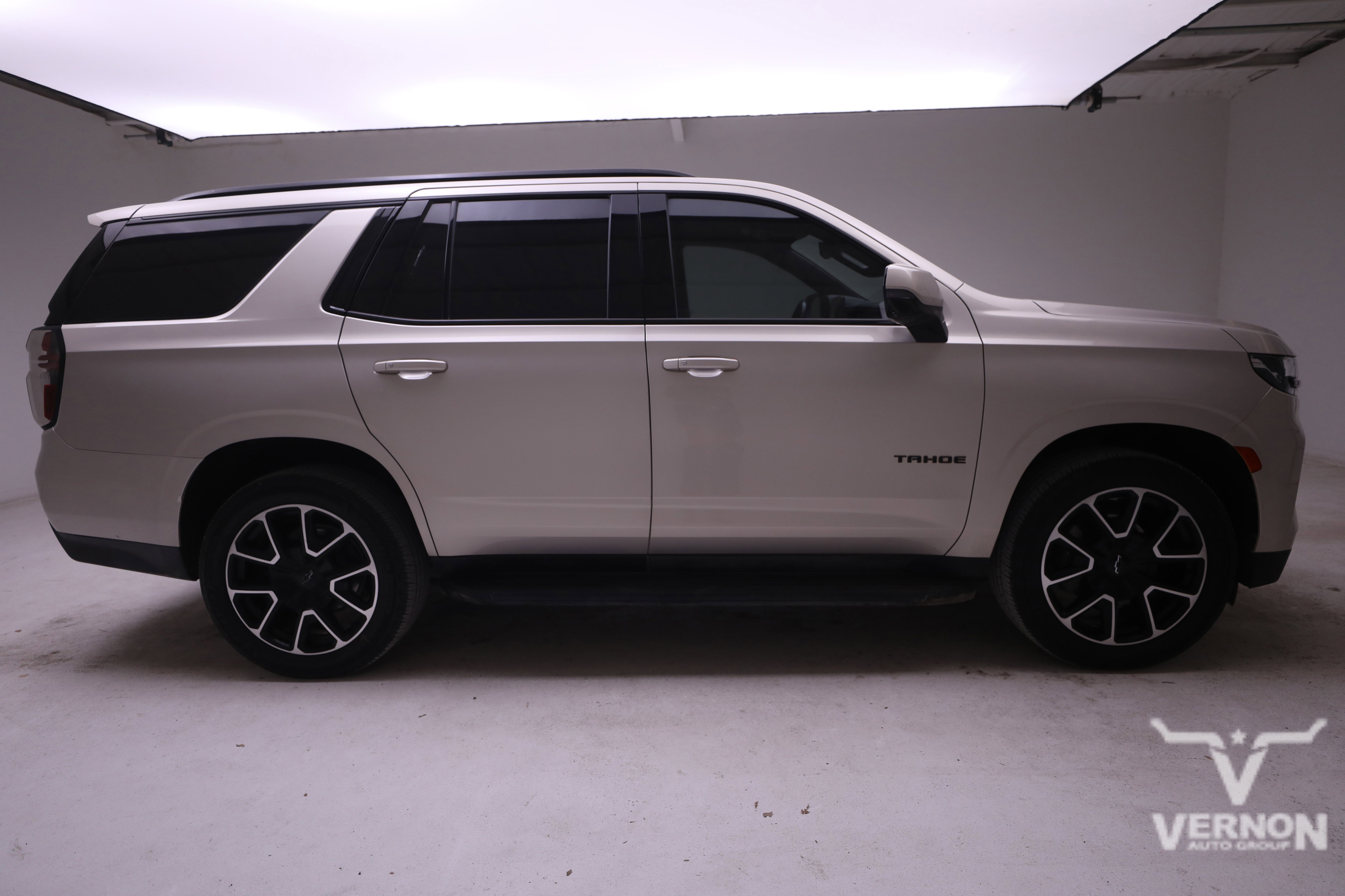 Used 2023 Chevrolet Tahoe RST w/ Luxury Package image 6