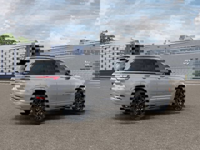 New 2026 Jeep Grand Cherokee Limited Reserve image 4