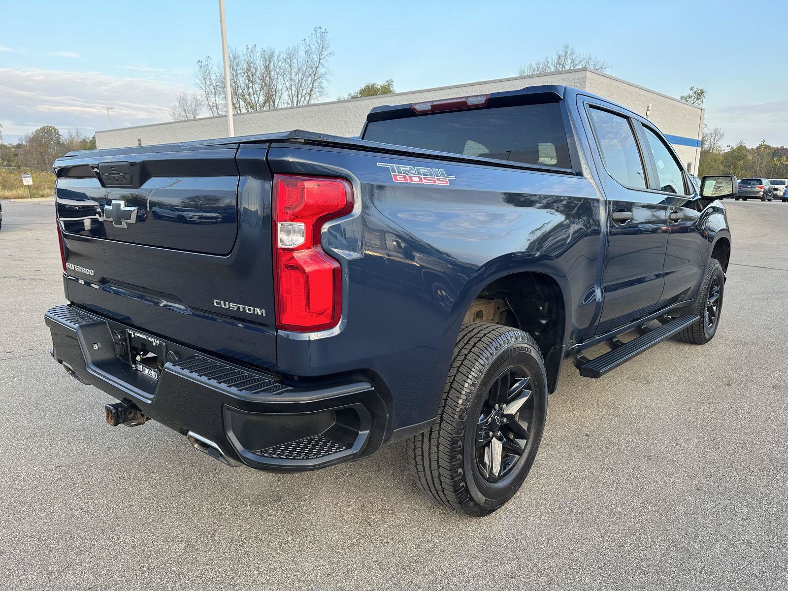 Used 2021 Chevrolet Silverado 1500 Custom Trail Boss AWD/4WD image 5
