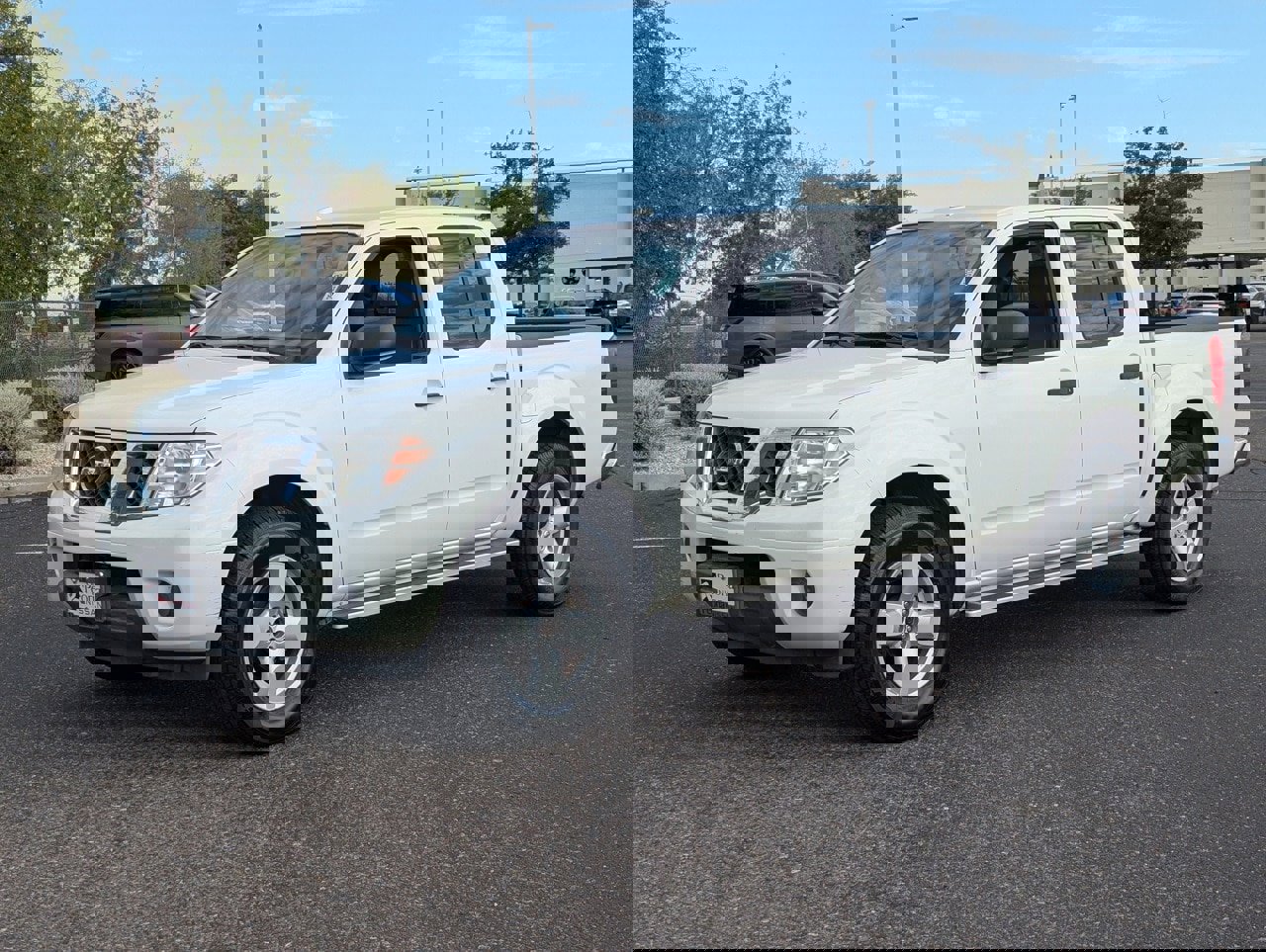 Used 2014 Nissan Frontier SV