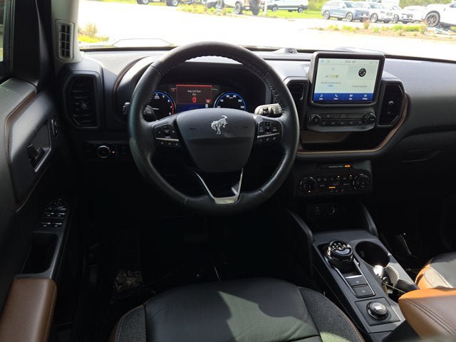 Used 2023 Ford Bronco Sport Outer Banks AWD/4WD image 17