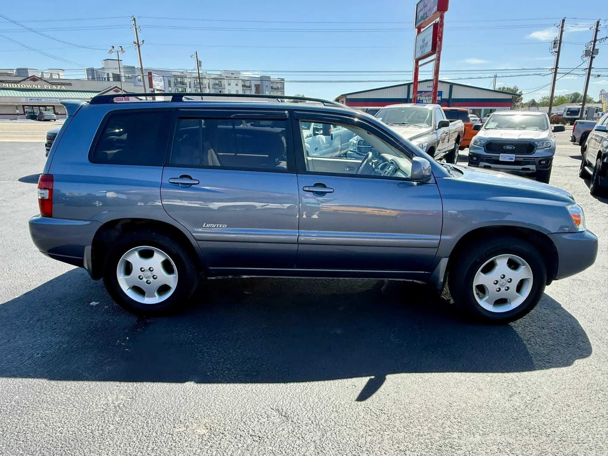 Used 2007 Toyota Highlander 4WD V6 w/ 3rd Row image 6