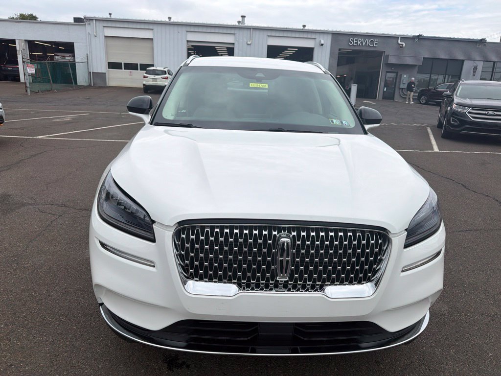 Certified 2022 Lincoln Corsair AWD w/ Equipment Group 101A image 11