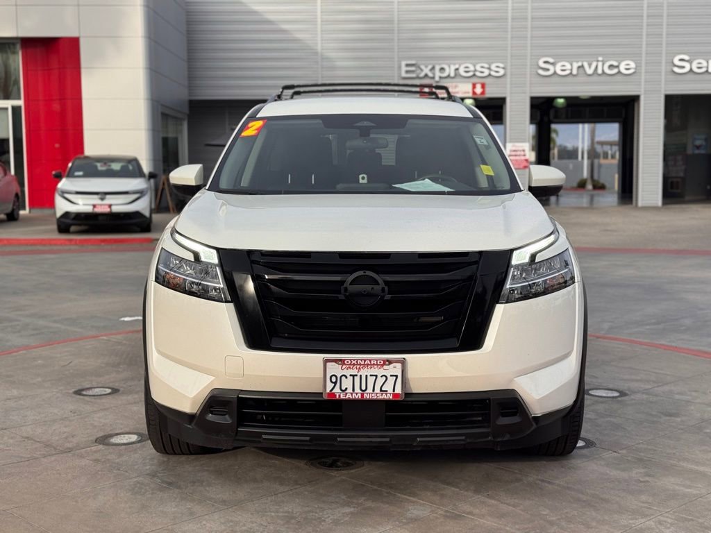 Certified 2022 Nissan Pathfinder SV w/ SV Black Package image 3