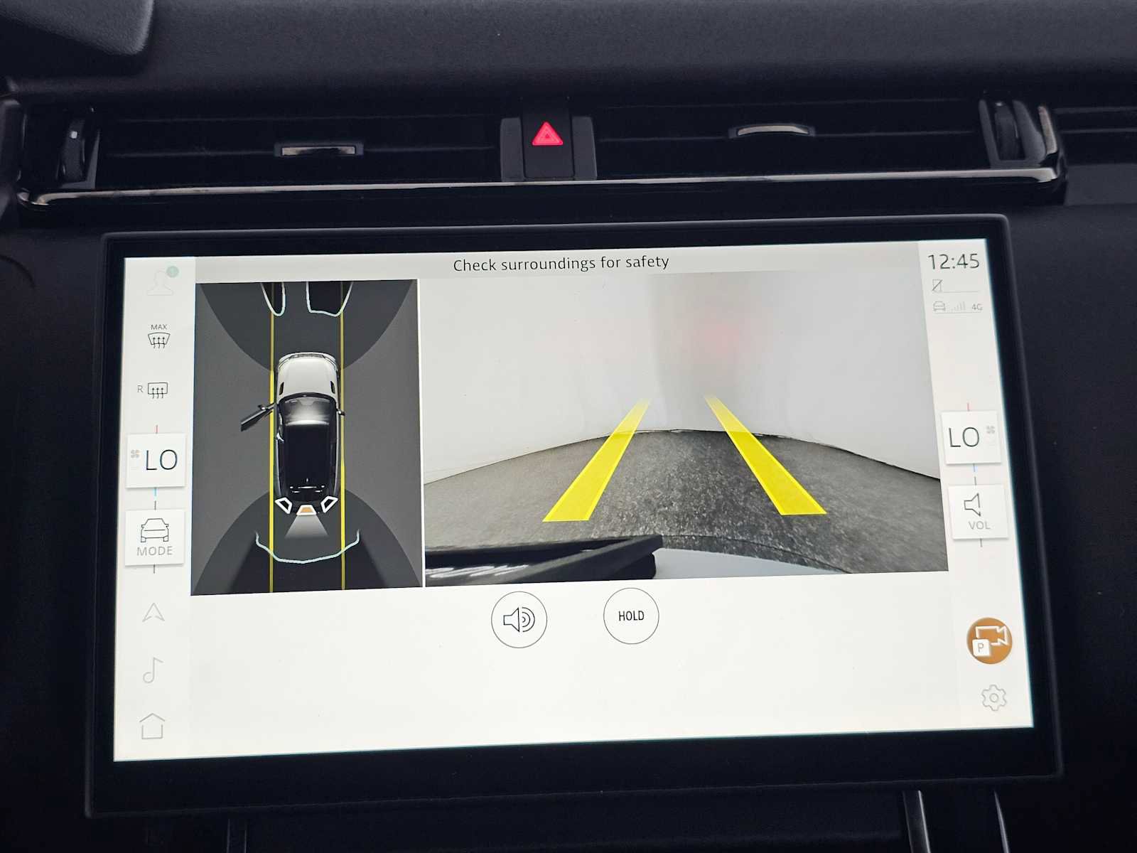 Used 2025 Land Rover Range Rover Velar Dynamic SE image 26