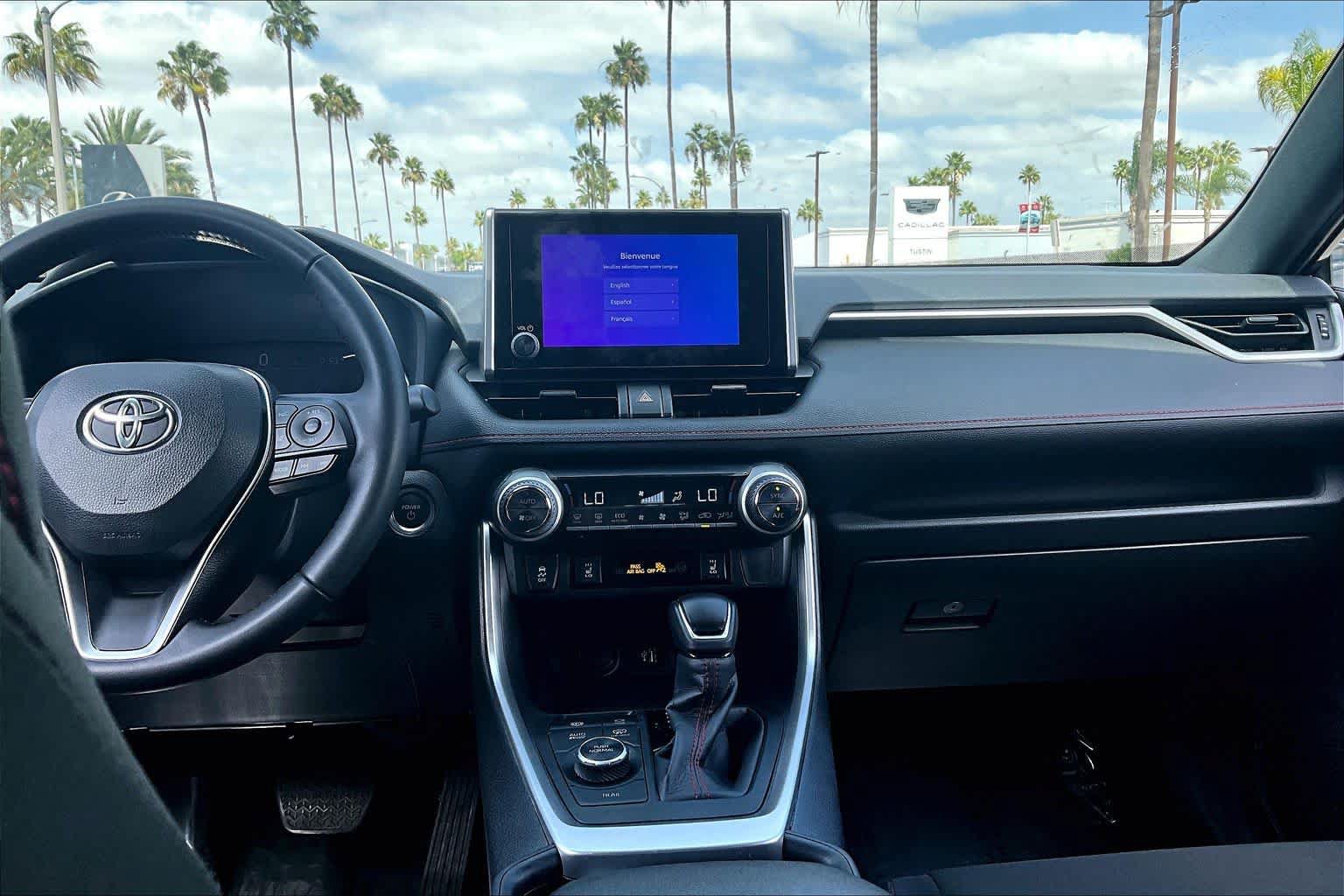 Used 2025 Toyota RAV4 SE w/ Weather & Moonroof Package AWD/4WD image 33
