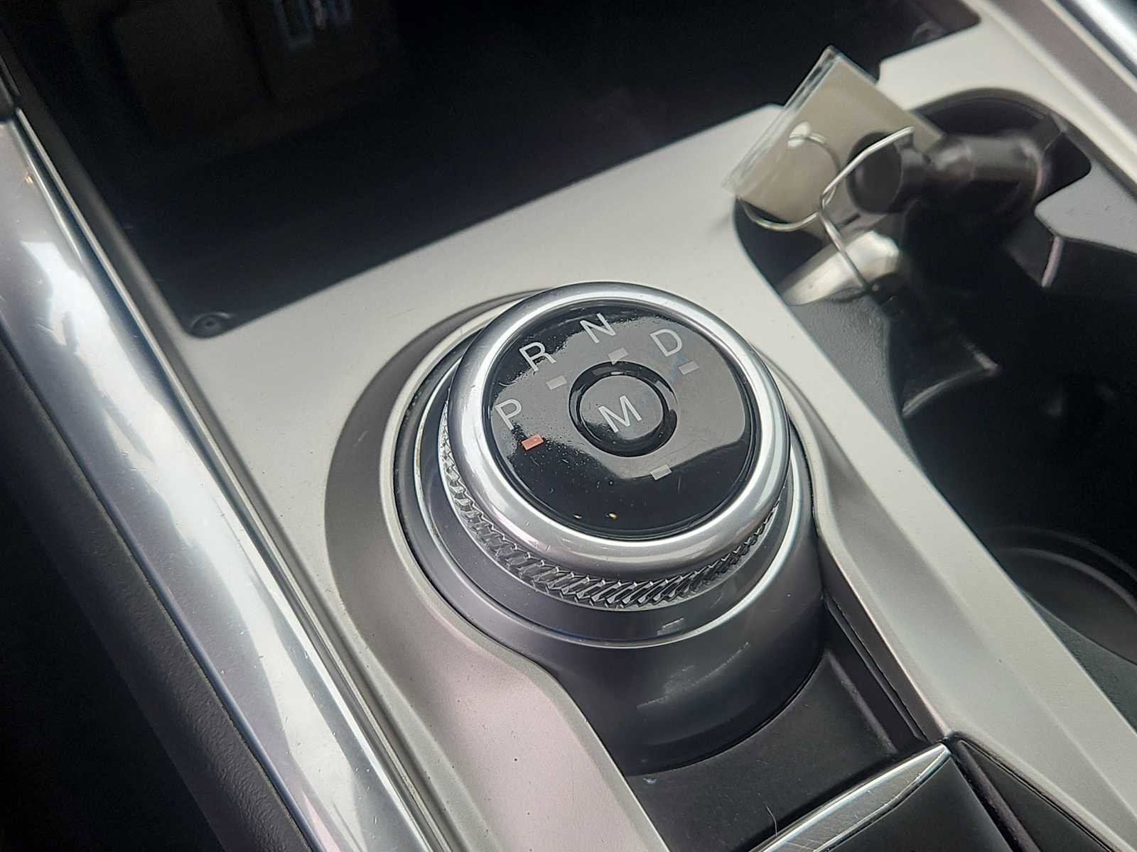 Used 2020 Ford Explorer XLT w/ Equipment Group 202A image 28