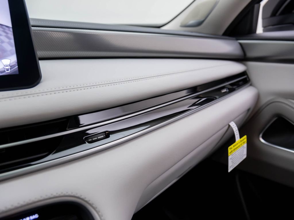 New 2026 INFINITI QX60 Luxe w/ Cargo Package image 25