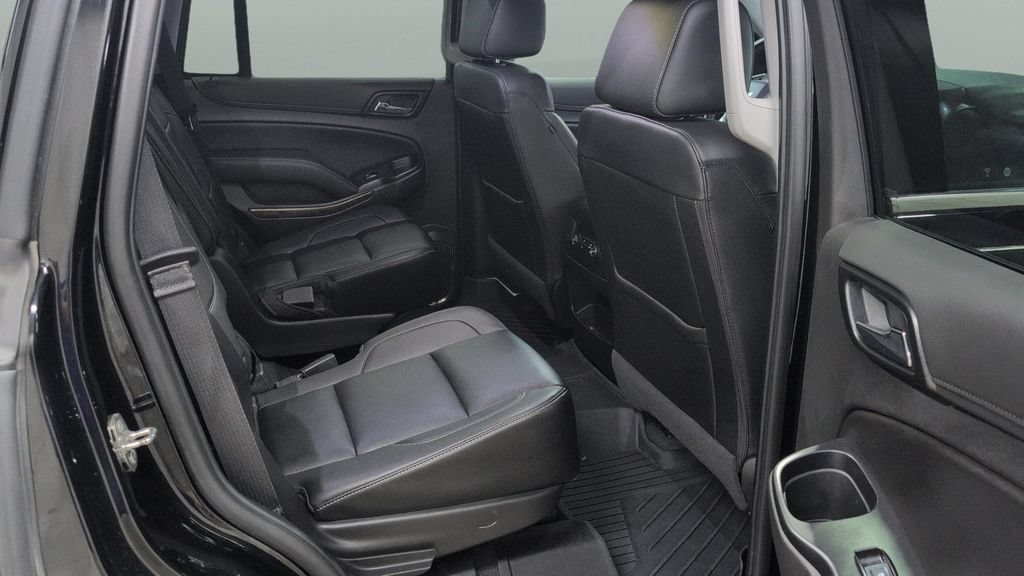Used 2019 Chevrolet Tahoe LT w/ Luxury Package AWD/4WD image 23