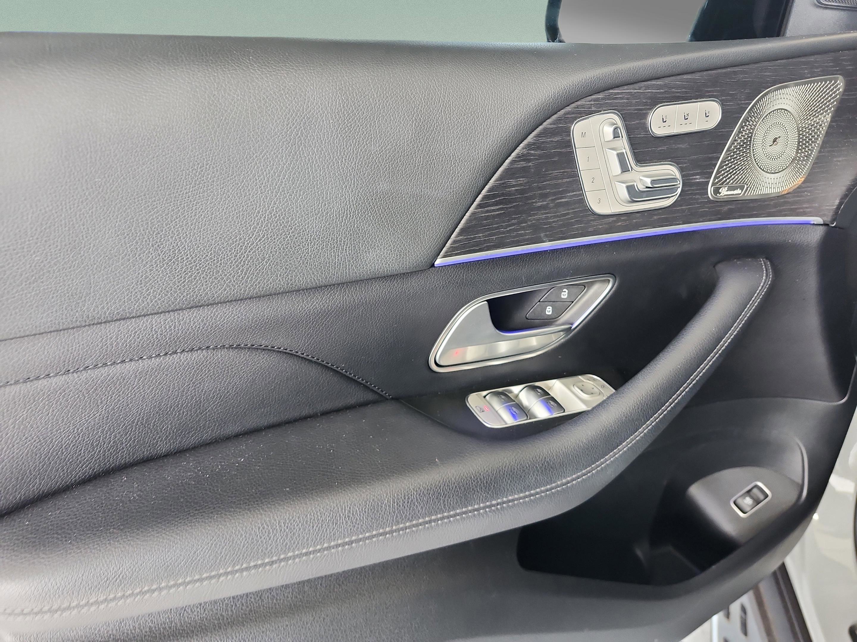 Used 2025 Mercedes-Benz GLE 450 4MATIC Coupe image 15