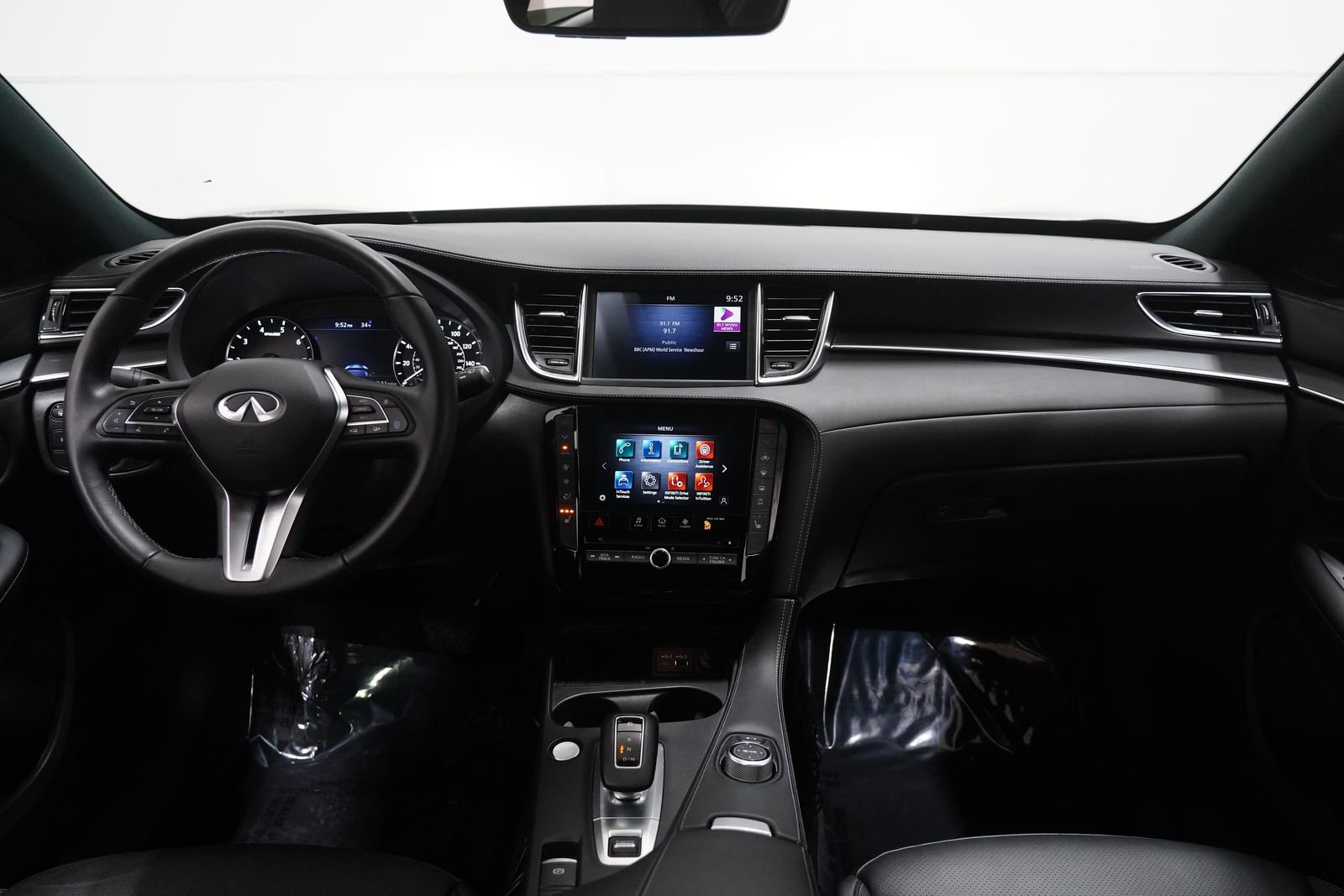 Used 2025 INFINITI QX55 Luxe w/ Cargo Package image 16