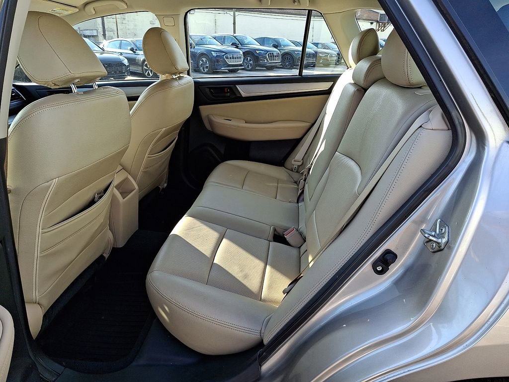 Used 2018 Subaru Outback 2.5i image 10