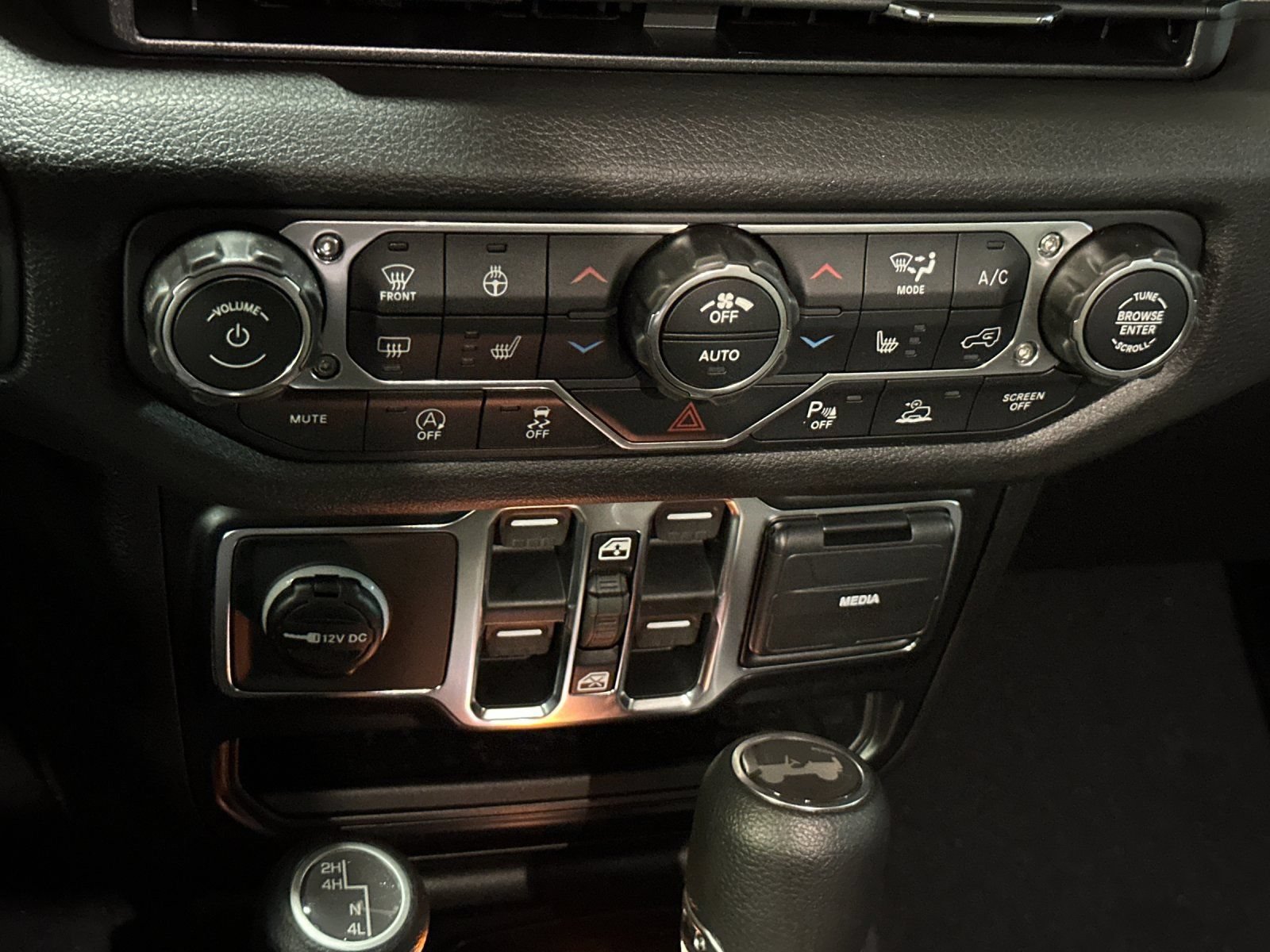 New 2026 Jeep Wrangler Unlimited Sport AWD/4WD image 19