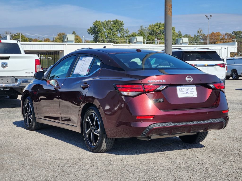 Used 2025 Nissan Sentra SV image 7