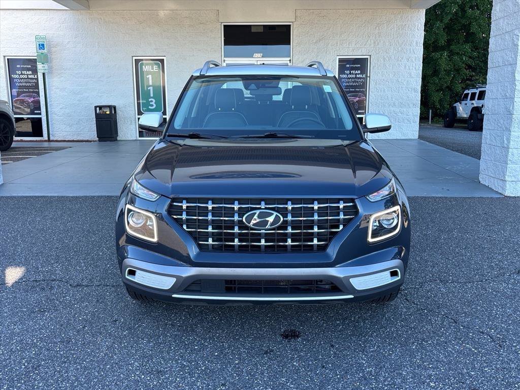 Used 2022 Hyundai Venue Limited FWD image 22