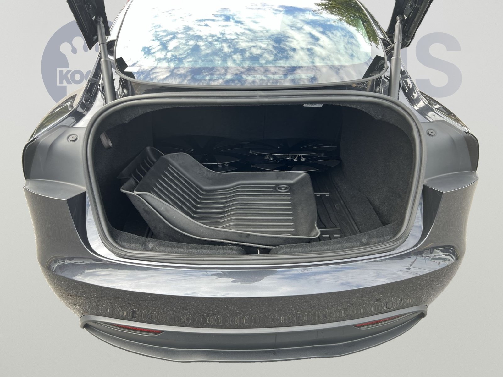 Used 2025 Tesla Model 3 Long Range RWD image 26