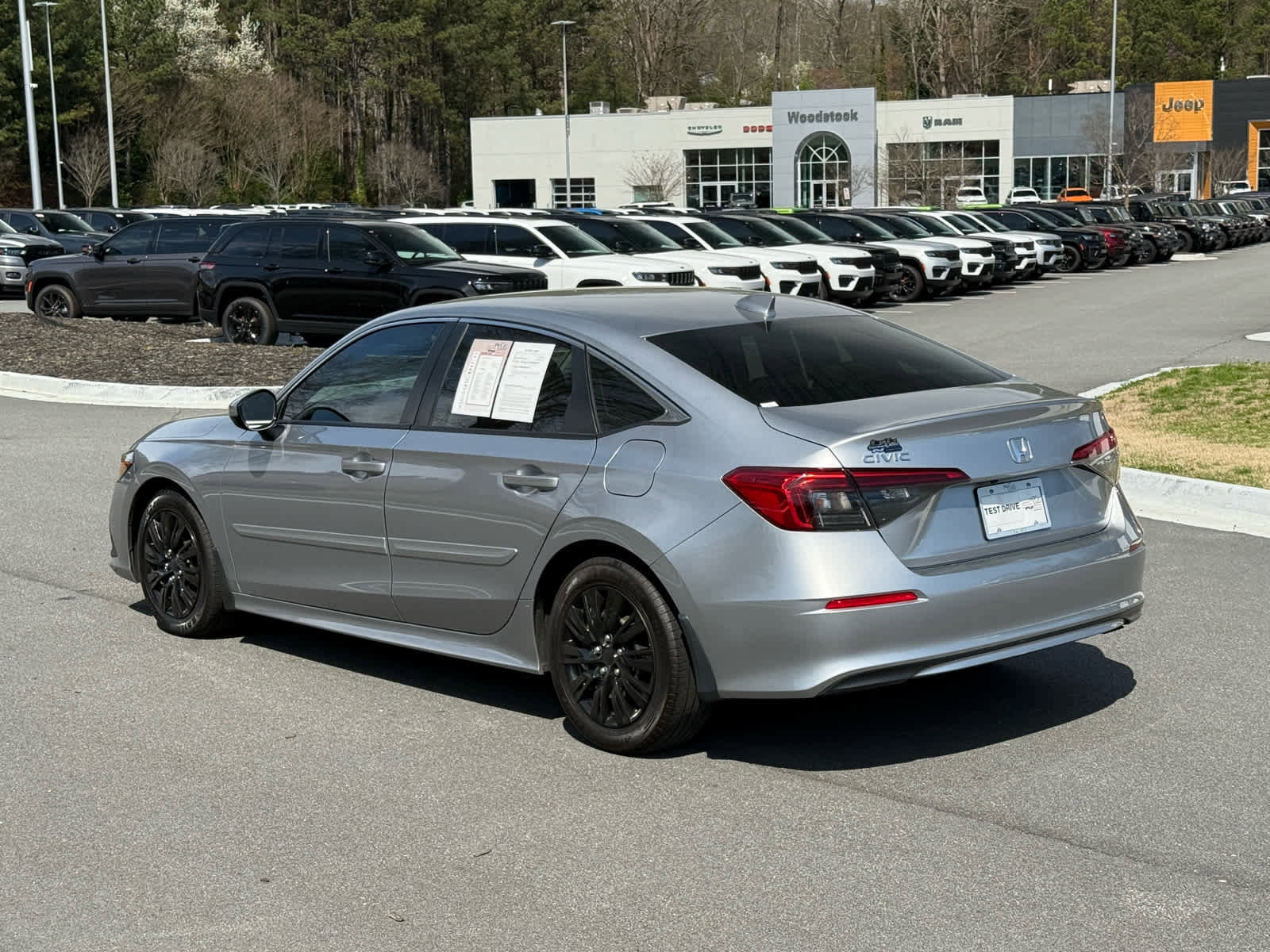 Used 2023 Honda Civic LX image 3