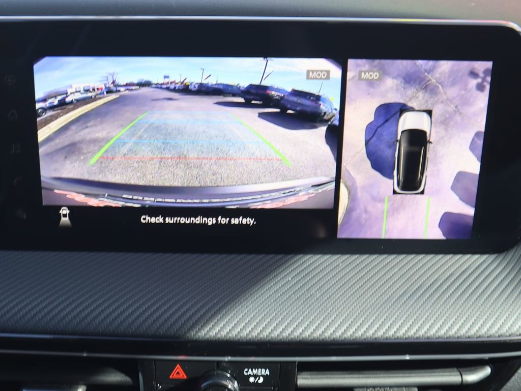 Used 2025 Nissan Kicks SR image 14