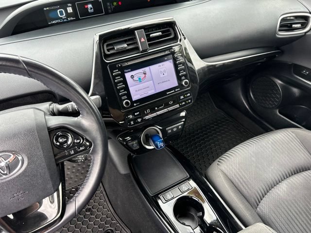 Used 2021 Toyota Prius Prime LE FWD image 30
