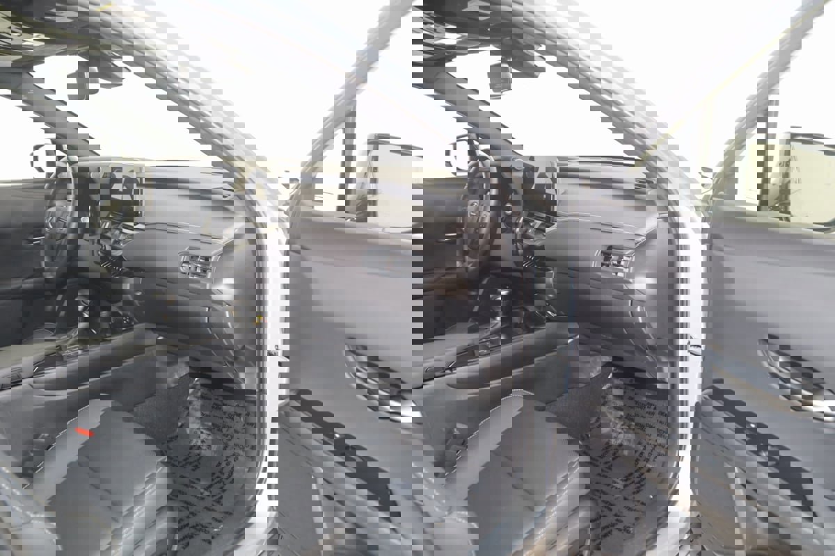 Used 2023 Lexus UX 250h AWD w/ Accessory Package (Z2) image 38