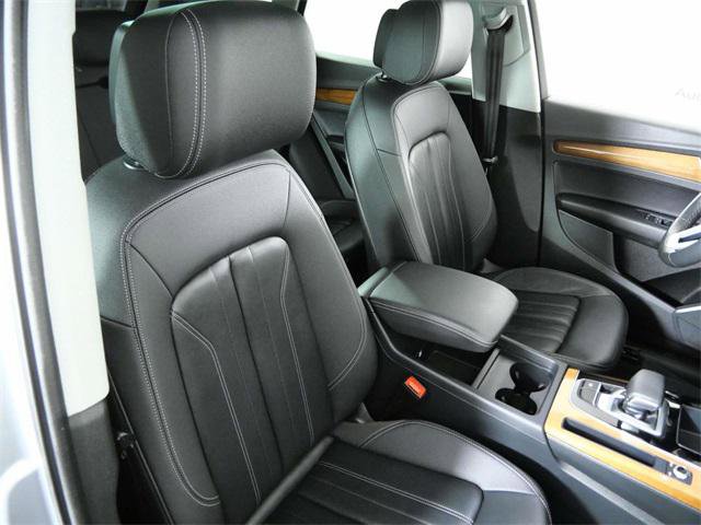 Certified 2023 Audi Q5 2.0T Premium w/ Convenience Package image 12