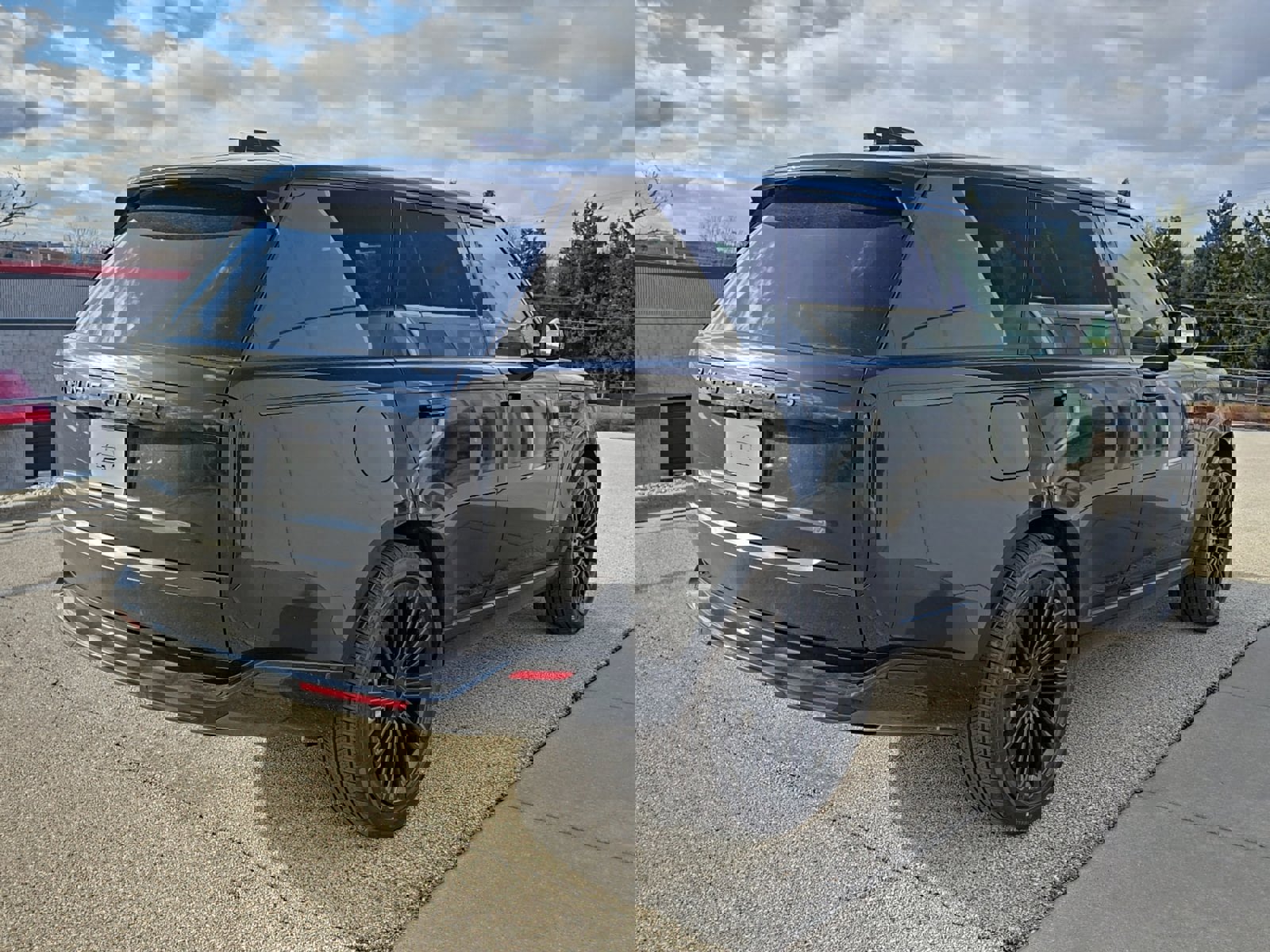 New 2026 Land Rover Range Rover SE image 5