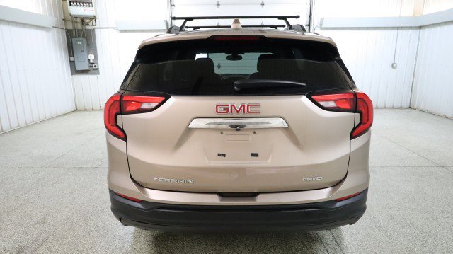 Used 2018 GMC Terrain SLE w/ Driver Convenience Package image 8