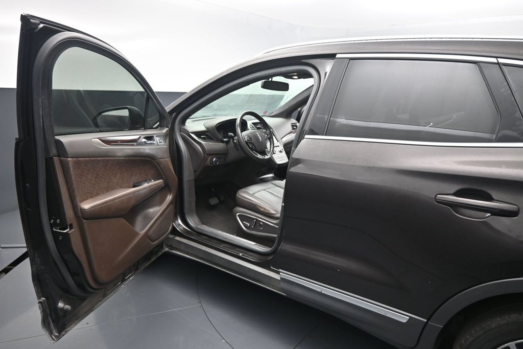Used 2018 Lincoln MKC Black Label FWD image 8