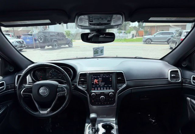 Used 2018 Jeep Grand Cherokee Limited AWD/4WD image 27