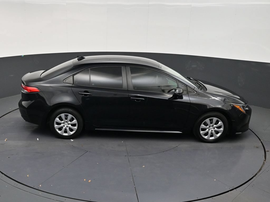 Used 2023 Toyota Corolla LE FWD image 16