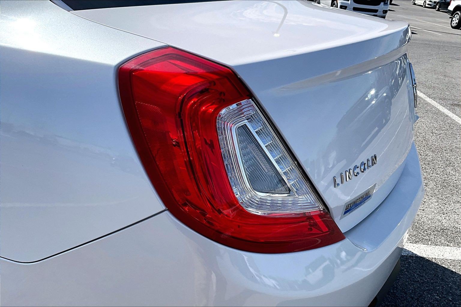 Used 2013 Lincoln MKS AWD image 22