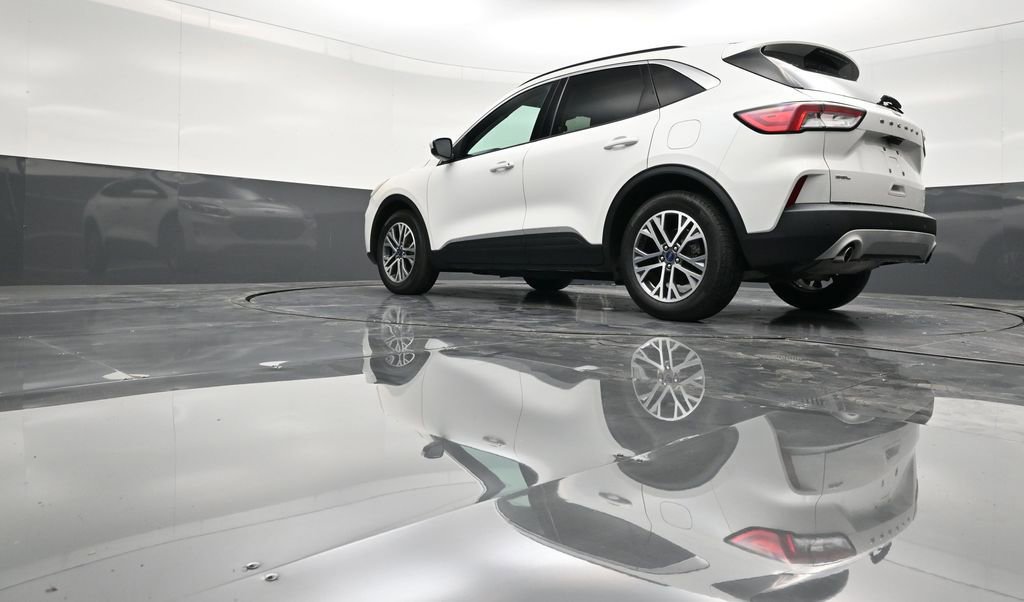 Used 2021 Ford Escape SEL w/ Technology Package FWD image 22