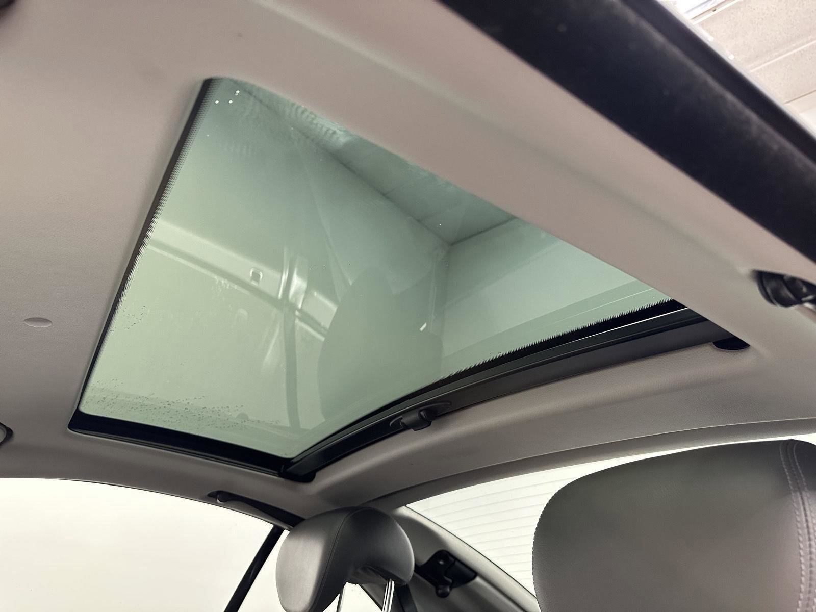 Used 2006 Mercedes-Benz SL 500 image 16