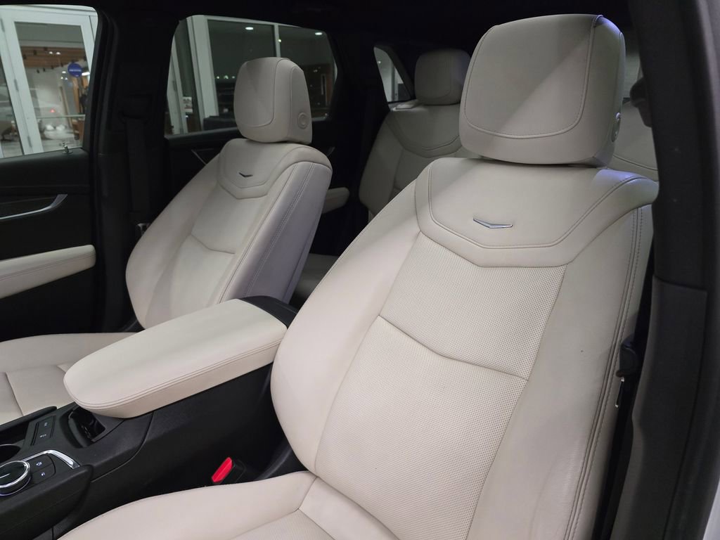 Used 2020 Cadillac XT5 Sportv AWD/4WD image 17