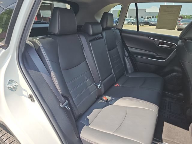 Certified 2022 Toyota RAV4 XLE Premium FWD image 30