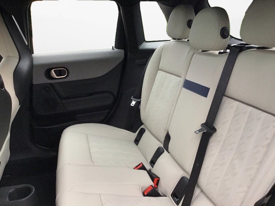 New 2026 MINI Cooper 4-Door Hardtop image 12