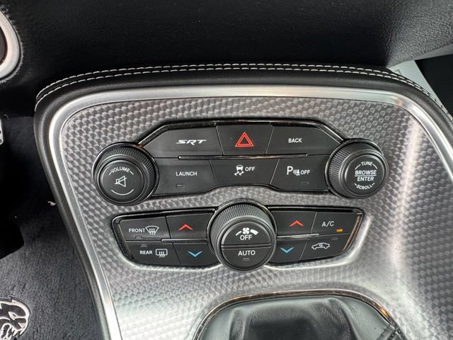 Used 2015 Dodge Challenger SRT Hellcat RWD image 30