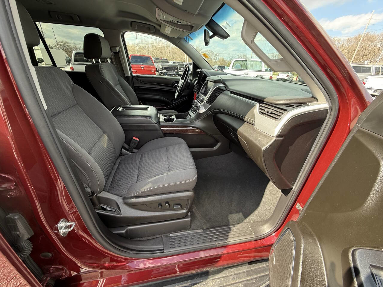 Used 2019 GMC Yukon SLE w/ Convenience Package image 24