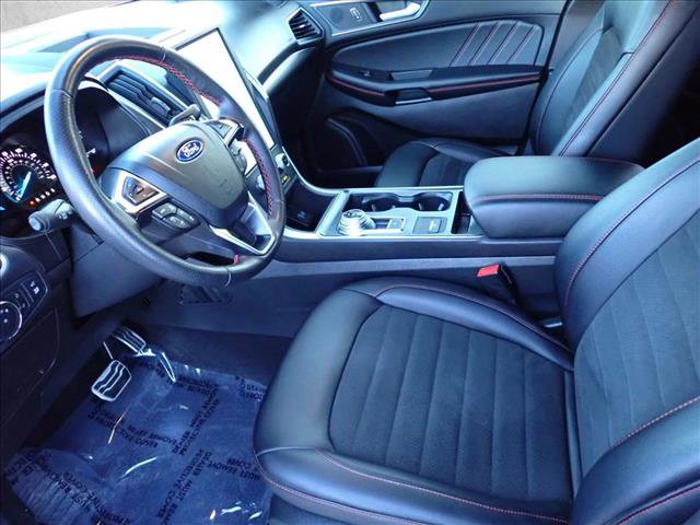 Used 2022 Ford Edge ST-Line image 12