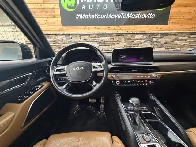 Used 2022 Kia Telluride SX w/ Nightfall Edition Package AWD/4WD image 19