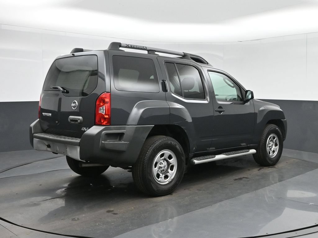 Used 2010 Nissan Xterra X AWD/4WD image 7
