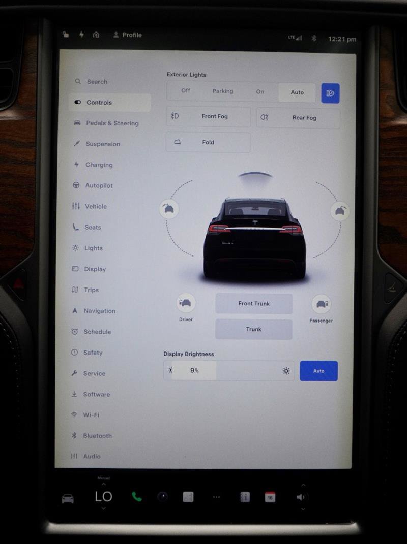 Used 2018 Tesla Model X 75D AWD/4WD image 14
