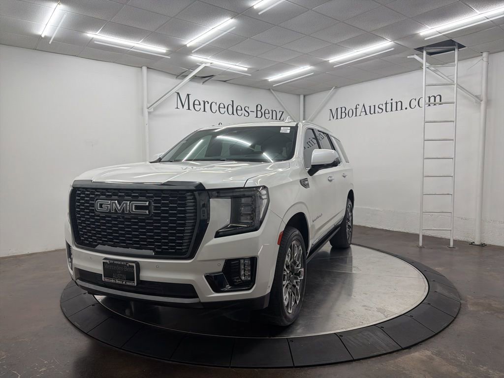 Used 2023 GMC Yukon Denali Ultimate image 3