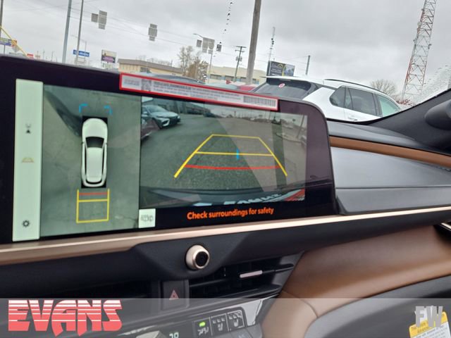 New 2025 Toyota Crown Signia w/ Advanced Technology Package image 9