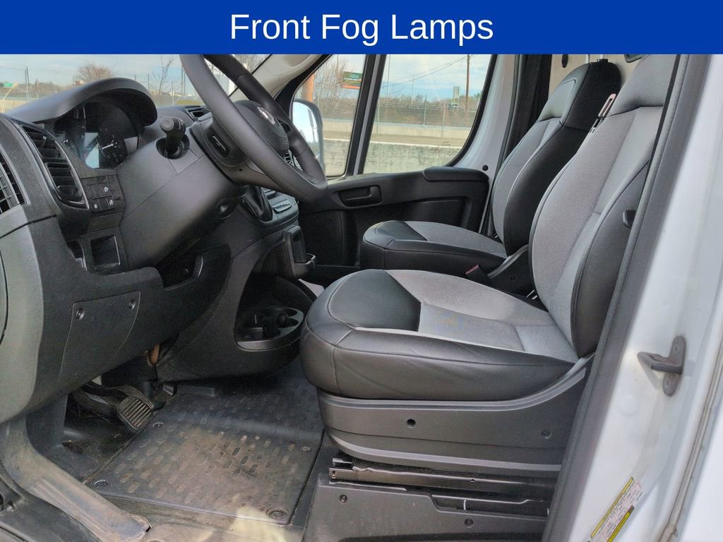 Used 2025 RAM ProMaster 2500 w/ Convenience Group image 9