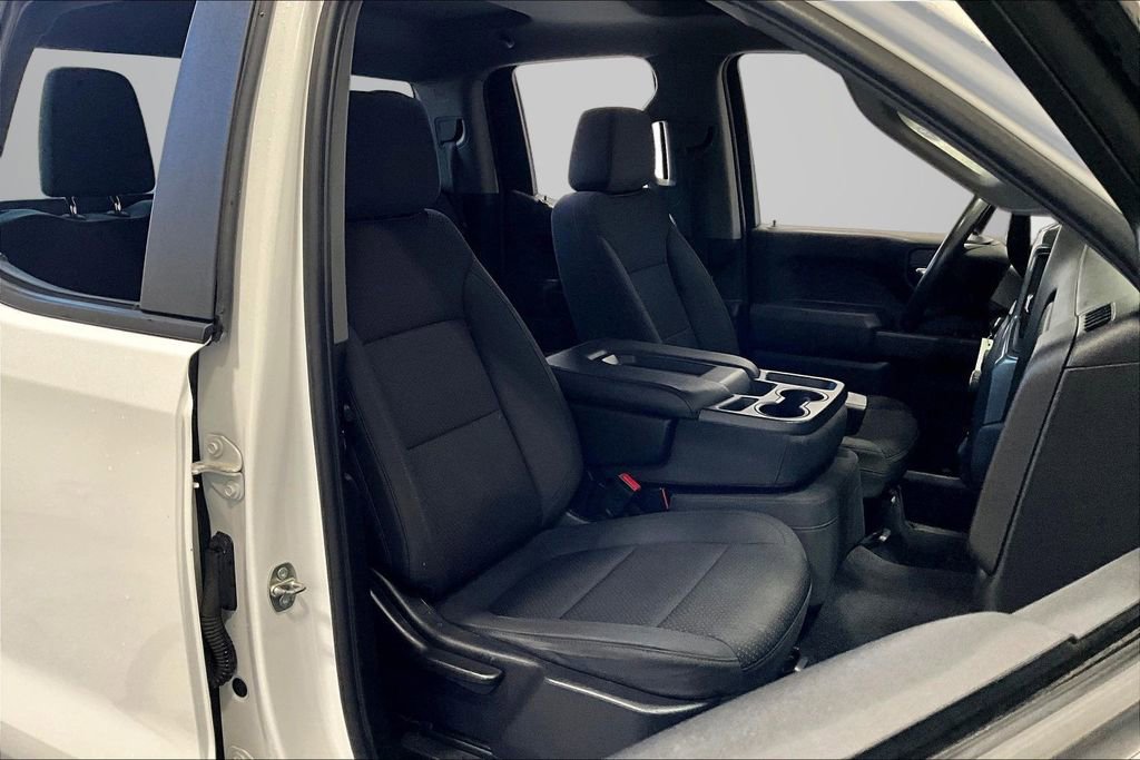 Used 2019 Chevrolet Silverado 1500 Custom Trail Boss w/ Custom Convenience Package AWD/4WD image 28