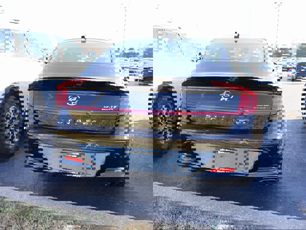 Used 2021 Hyundai Sonata Limited image 16