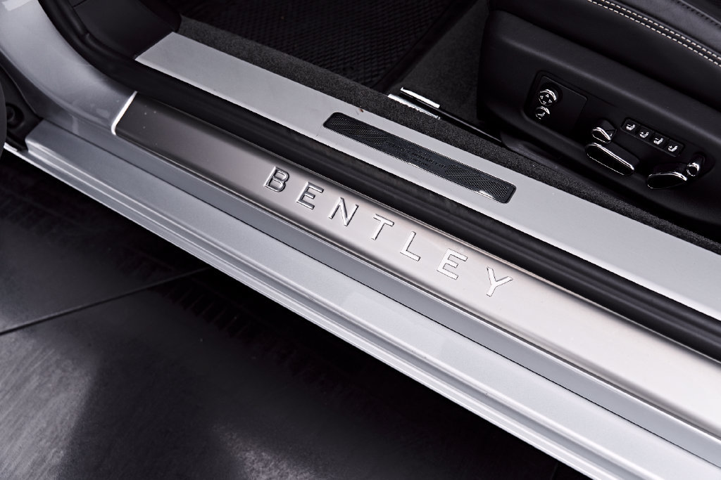 Used 2020 Bentley Continental GT AWD/4WD image 39