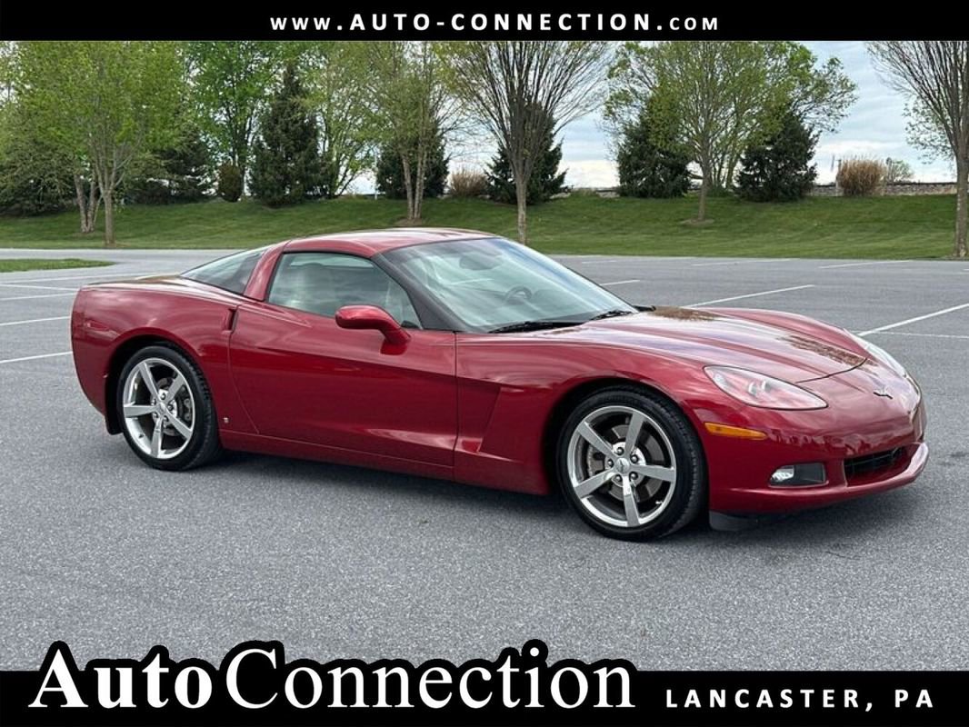Used 2008 Chevrolet Corvette Coupe w/ Preferred Equipment Group RWD image 1