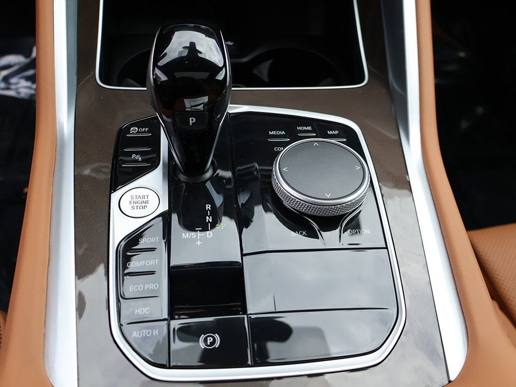 Used 2023 BMW X6 xDrive40i w/ M Sport Package image 52